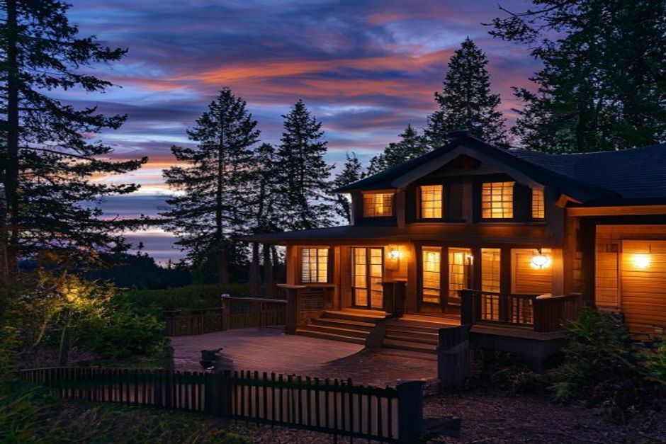 Landscape lighting in Kirkland, WA